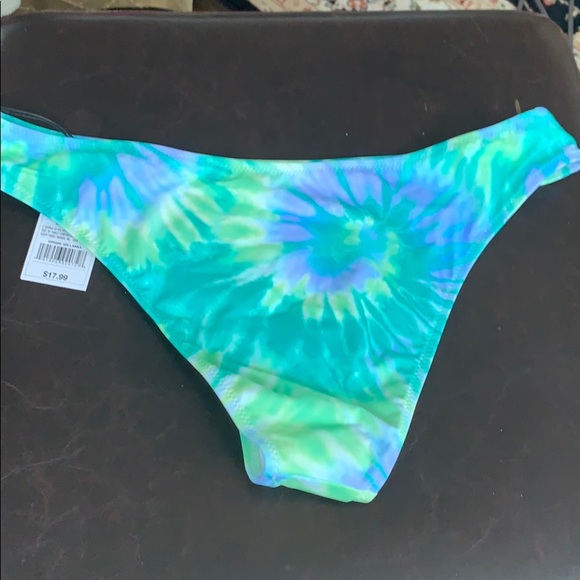 NWT TIE DIE BIKINI BOTTOMS & BLUE BIKINI TOP - Picture 11 of 11